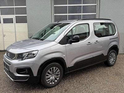 Gebraucht Peugeot Rifter Active 102 PS (75 kW) 2023 Grau Van / Kleinbus