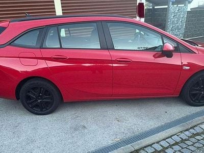 Rot Gebraucht 2019 Opel Astra Edition Kombi | € 8.900 (Fairer Preis)