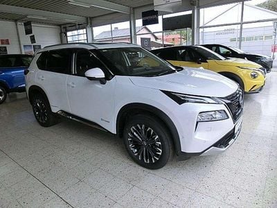 Weiß Neu 2025 Nissan X-Trail Tekna+ SUV | € 55.800