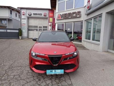Rot Gebraucht 2024 Alfa Romeo Junior Edizione Speciale SUV | € 30.990 (Guter Preis)
