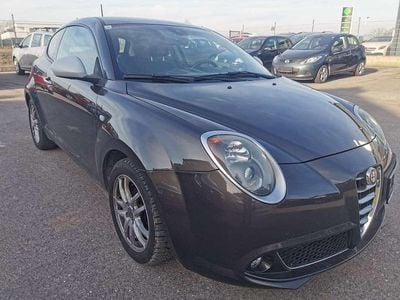 Grau Gebraucht 2015 Alfa Romeo MiTo Kleinwagen | € 2.990
