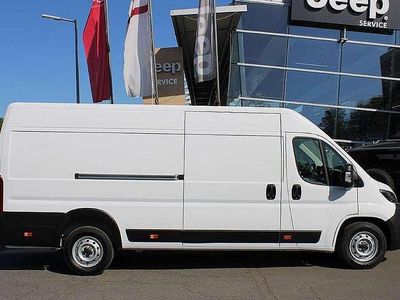 Weiß Gebraucht 2023 Fiat Ducato Van | € 46.900