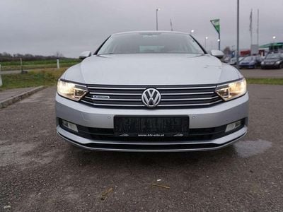 Grau Gebraucht 2017 VW Passat Comfortline Limousine | € 10.290 (Fairer Preis)