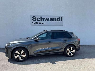 Grau Neu 2025 Audi Q6 e-tron Performance SUV | € 64.790 (Superpreis)