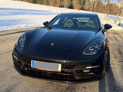 Schwarz Gebraucht 2021 Porsche Panamera 4 Limousine | € 89.900