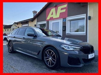 Grau Gebraucht 2021 BMW 530e M Sport Kombi | € 38.500 (Teuer)