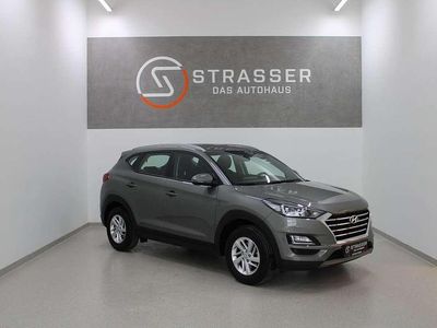 Gebraucht Hyundai Tucson 136 PS (100 kW) 2020 Mittelgrün metallic SUV