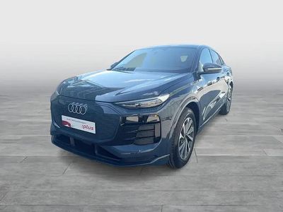Dunkelblau metallic Neu 2025 Audi Q6 Sportback e-tron Ambiente SUV | € 74.950