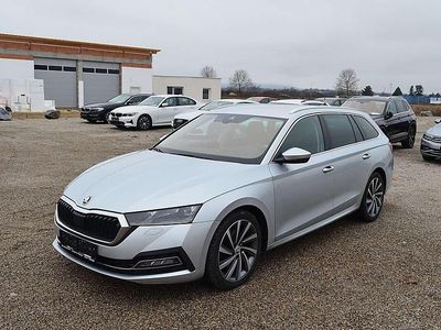 gebraucht Skoda Octavia Combi 2,0 TDI Premium DSG