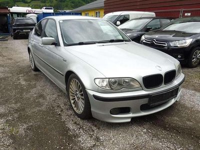 Silber Gebraucht 2003 BMW 330 Sport Line Limousine | € 2.999 (Fairer Preis)