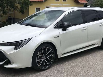 gebraucht Toyota Corolla CorollaKombi 2,0 Hybrid Lounge Aut. Lounge