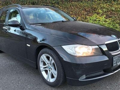 Schwarz Gebraucht 2008 BMW 318 Kombi | € 2.100 (Superpreis)