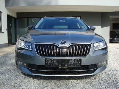 gebraucht Skoda Superb Kombi 20 TDI Laurin & Klement DSG Voll !!