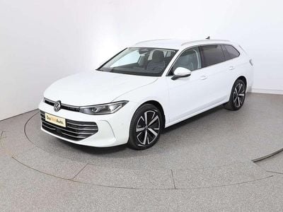 Weiß Gebraucht 2025 VW Passat Business Kombi | € 40.950 (Guter Preis)