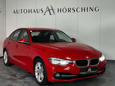 Gebraucht BMW 318 Sport Line 136 PS (100 kW) 2016 Rot Limousine