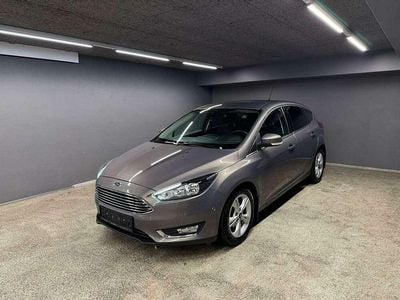 Silber Gebraucht 2005 Ford Focus Ghia Limousine | € 7.900