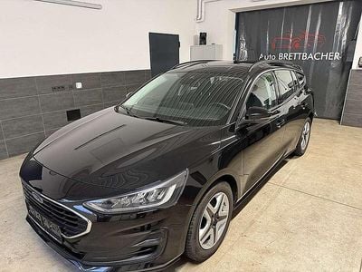 Gebraucht Ford Focus Cool & Connect 120 PS (88 kW) 2023 Schwarz Kombi