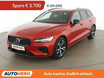 gebraucht Volvo V60 2.0 T6 Recharge Plug-in Hybrid Plus Dark AWD