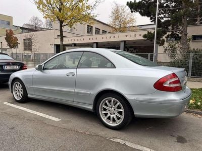Blau Gebraucht 2004 Mercedes CLK270 Coupé | € 6.500