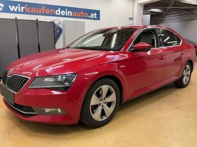 Rot Gebraucht 2019 Skoda Superb Limousine | € 21.150 (Superpreis)