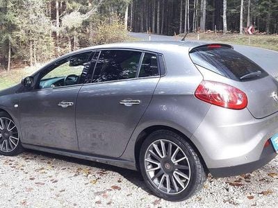 Grau Gebraucht 2011 Fiat Bravo Kleinwagen | € 1.700 (Fairer Preis)