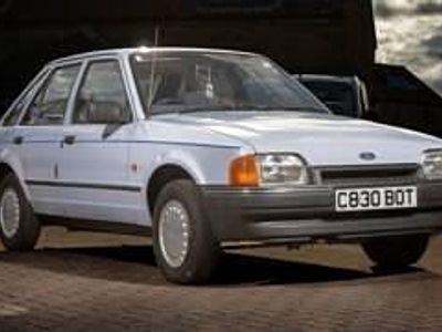 Andere Gebraucht 1986 Ford Escort Limousine | € 9.096