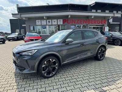 Dunkelgrau metallicperleffekt Gebraucht 2023 Cupra Formentor VZ SUV | € 37.950 (Teuer)