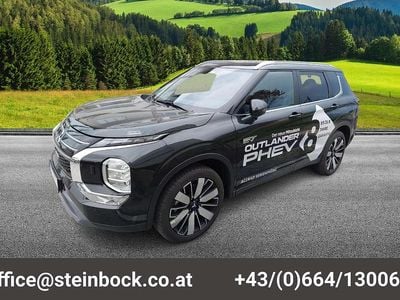Gebraucht Mitsubishi Outlander Intense 136 PS (100 kW) 2025 Schwarz SUV
