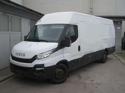 Weiß Gebraucht 2015 Iveco Daily | € 8.990