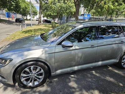 Gebraucht 2015 VW Passat Highline Limousine | € 10.800 (Etwas zu teuer)