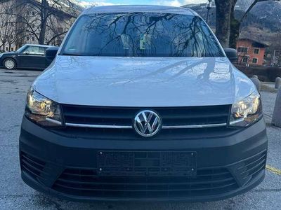 gebraucht VW Caddy Maxi mit Fahrzeugeinrichtung für Werkzeuge