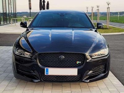 Gebraucht Jaguar XE R-Sport 179 PS (131 kW) 2016 Schwarz Limousine