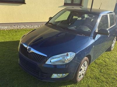 Gebraucht 2015 Skoda Fabia Active Kleinwagen | € 5.700