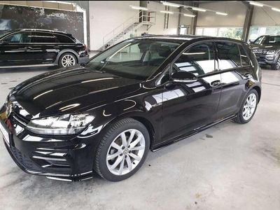Gebraucht VW Golf R-line 110 PS (80 kW) 2018 Schwarz Limousine