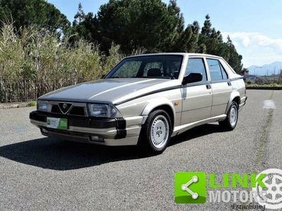 Grau Gebraucht 1988 Alfa Romeo 75 Limousine | € 14.500