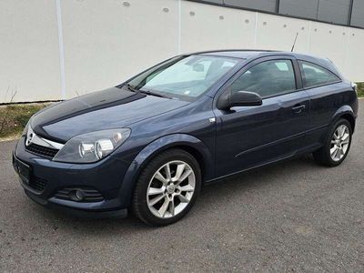 Opel Astra GTC