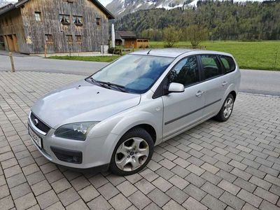 gebraucht Ford Focus Turnier 1.6 TDCi DPF Trend