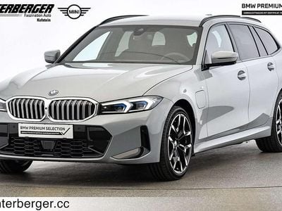 Gebraucht BMW 330e M Sport 292 PS (214 kW) 2025 Grau Kombi