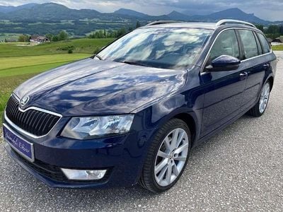 Blau Gebraucht 2013 Skoda Octavia Elegance Kombi | € 8.890 (Fairer Preis)
