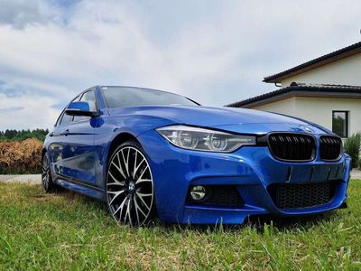 BMW 330e