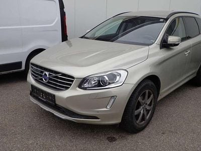 Gebraucht Volvo XC60 Momentum 190 PS (139 kW) 2017 SUV