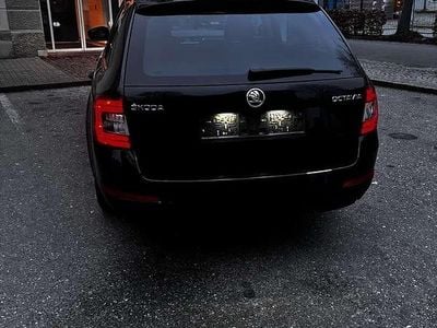 Gebraucht Skoda Octavia Ambition 110 PS (80 kW) 2016 Kleinwagen