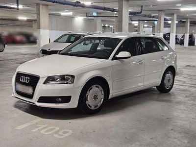 Gebraucht Audi A3 Ambiente 90 PS (66 kW) 2012 Weiß Kleinwagen