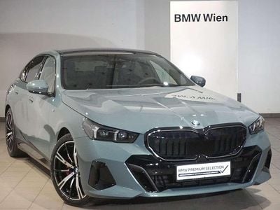 Grün Gebraucht 2024 BMW 520 Efficient Dynamics Limousine | € 58.495 (Superpreis)