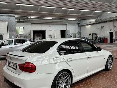 Gebraucht 2010 BMW 330 Limousine | € 13.000 (Teuer)