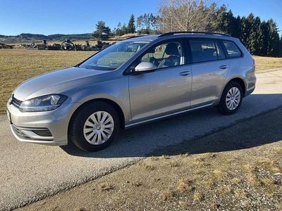 Gebraucht VW Golf VII Comfortline 116 PS (85 kW) 2018 Silber Kombi