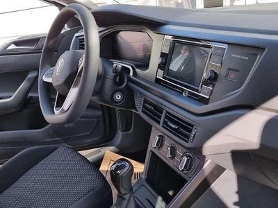 Gebraucht VW Polo Basis 80 PS (58 kW) 2023 Grau Kleinwagen