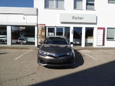 Toyota Auris Hybrid