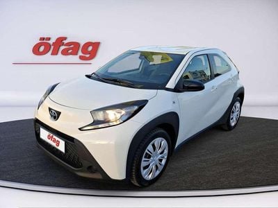 Weiß Gebraucht 2024 Toyota Aygo X X-play SUV | € 15.990 (Etwas zu teuer)