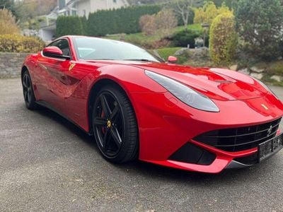 Rot Gebraucht 2013 Ferrari F12 Coupé | € 250.000